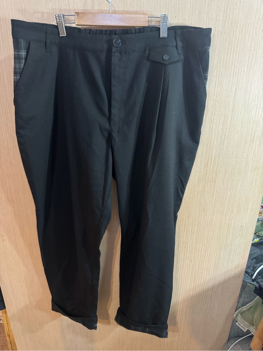 Women’s Disturbia Black Straight Leg Pleated Pants Subtle Plaid Trim Size 16